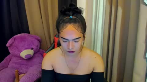 IM SACHI online show from January 9, 5:43 pm