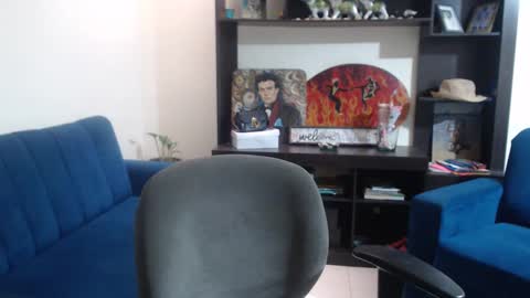 sacrletardiente online show from September 14, 3:24 pm