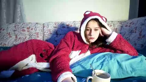 pluto online show from December 20, 11:33 pm