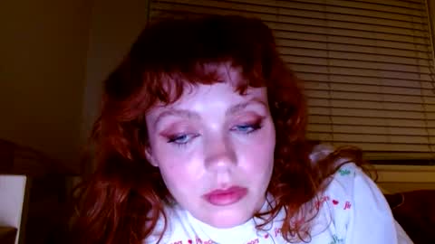 sadgirldies online show from December 21, 8:54 am