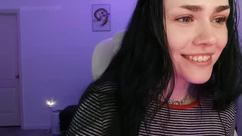 Snapshot of sadierenee96 chatting on September 29, 11:04 pm Sadie Renee  online show from September 29, 11:04 pm