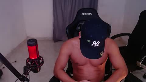 saenz_hotx online show from February 11, 6:08 am