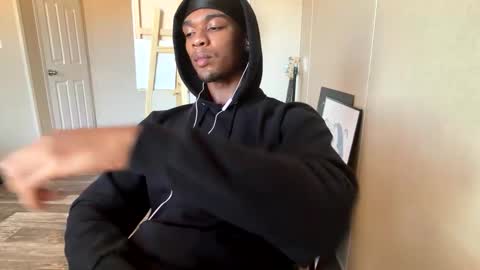 Saeonyx online show from February 6, 8:00 pm