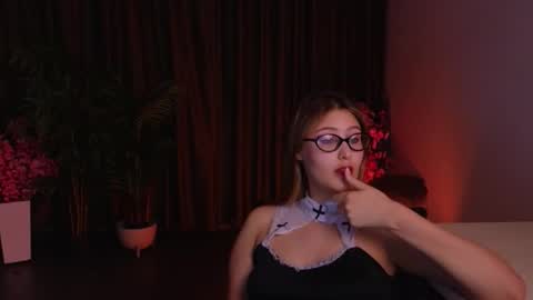 saharozza online show from February 25, 3:26 pm