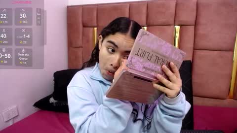 sara online show from February 4, 3:43 am