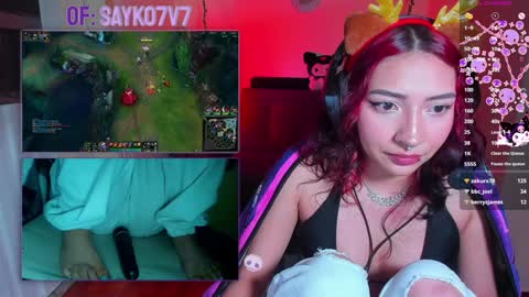 Snapshot of saiko7w7 chatting on December 23, 3:29 am OF 15 off -  online show from December 23, 3:29 am