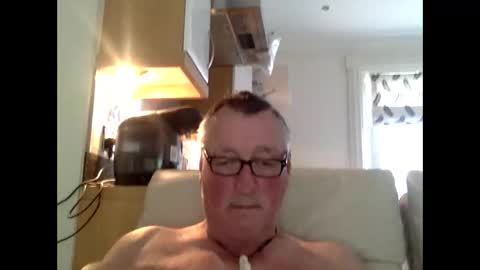 sail_naked online show from April 4, 4:58 pm