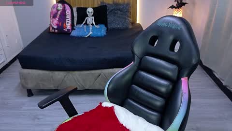 sailor online show from October 4, 5:16 am