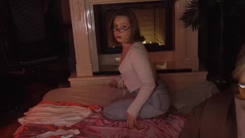 saint__vicious online show from February 27, 12:34 pm