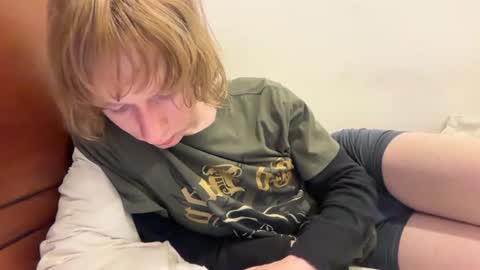 saintfawn online show from June 29, 5:12 pm