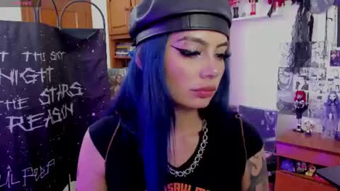    online show from July 20, 11:28 pm