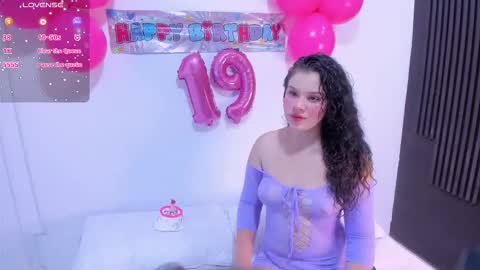 salem_rose01 online show from December 22, 3:57 am