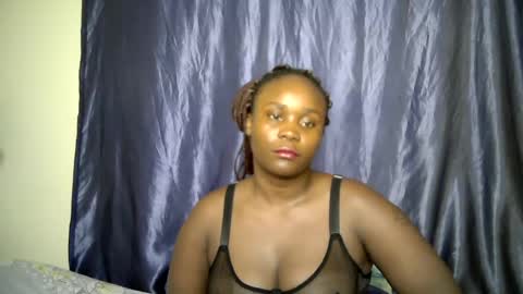 sally_bee1 online show from July 28, 7:50 am