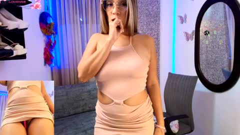 sally_ricci online show from March 26, 2:39 am