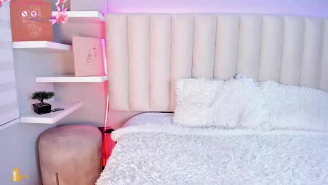  Sally White  online show from September 13, 3:20 am