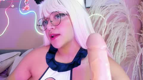  Sally White  online show from February 26, 10:47 pm