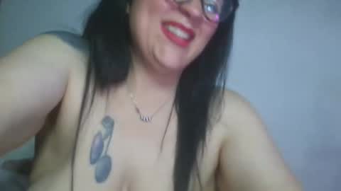 salma   online show from October 4, 1:36 am