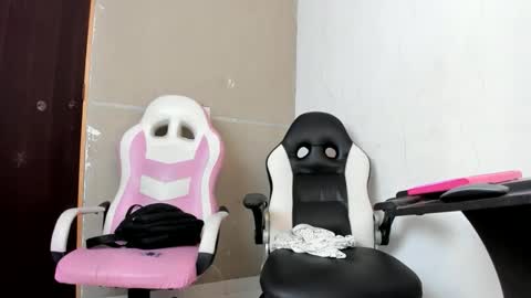 Snapshot of salome_horny3 chatting on October 5, 9:44 pm salome_horny3 online show from October 5, 9:44 pm