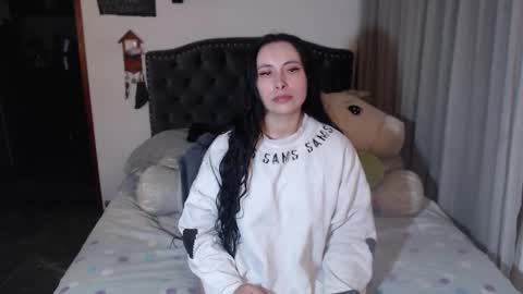 yenny online show from March 4, 3:03 am