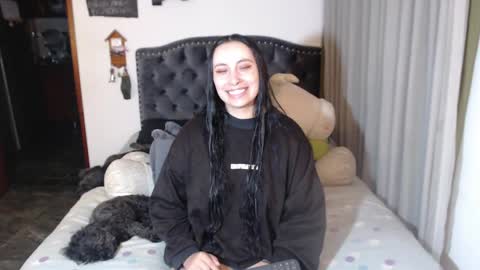 yenny online show from March 31, 4:13 am