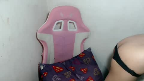 salsallera69x online show from July 30, 5:08 am