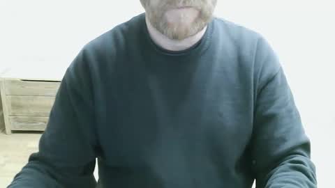 Saltimbanquier  Salt  ou  Banquier  online show from April 5, 8:39 pm