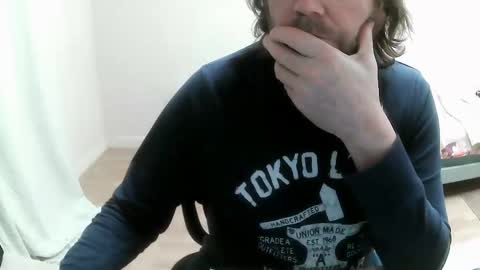 Saltimbanquier  Salt  ou  Banquier  online show from January 7, 2:08 pm