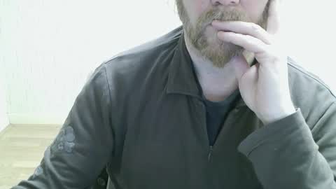 Saltimbanquier  Salt  ou  Banquier  online show from February 28, 9:41 pm