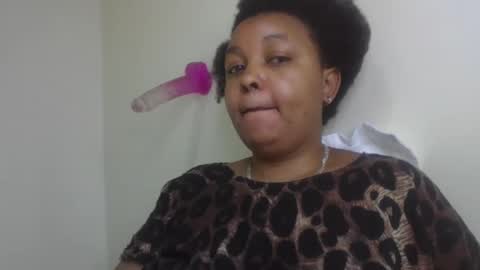 salty_surprise_ online show from February 25, 1:09 am