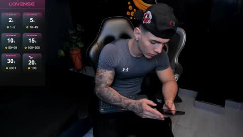 SALVATORE online show from October 27, 5:35 pm