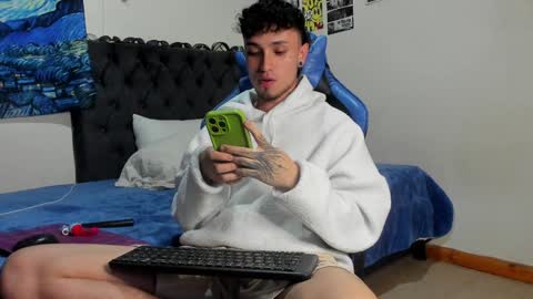   online show from December 23, 1:40 am