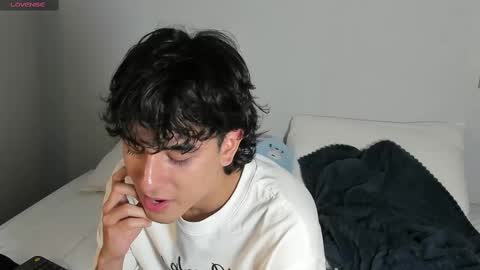 salvatore_montt online show from February 12, 3:07 am