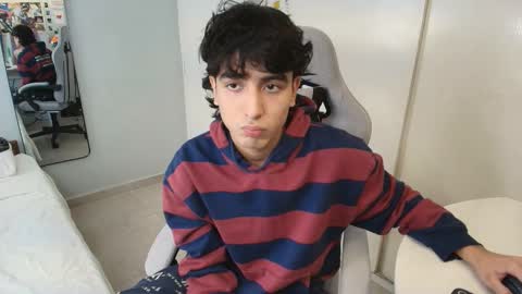 salvatore_montt online show from November 29, 6:48 pm