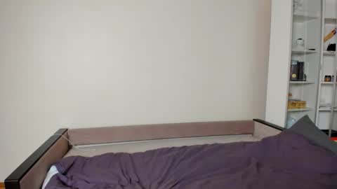 BACK IN 2 WEEKS online show from February 28, 10:03 pm