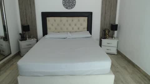 SAM MANSON online show from March 8, 12:20 pm