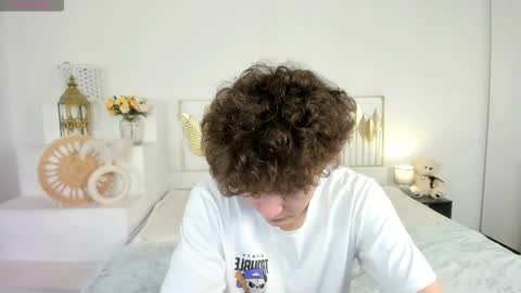 Sam online show from October 10, 11:27 am