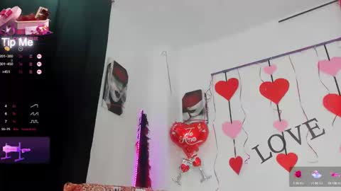 Snapshot of samantha__smile__ chatting on February 15, 5:41 am  Samanthasmile  online show from February 15, 5:41 am