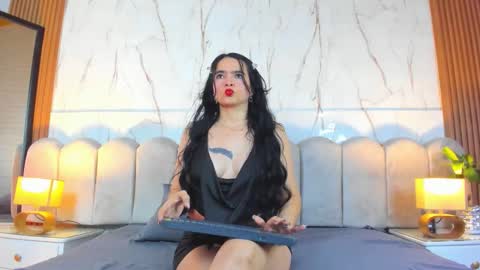 samantha_fiire online show from April 7, 12:18 pm