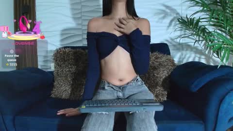 Snapshot of samantha_hott01 chatting on October 28, 10:38 am samantha_hott01 online show from October 28, 10:38 am