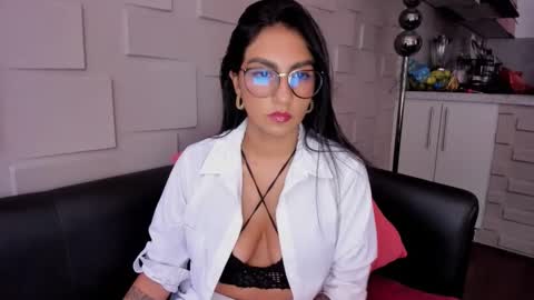 Samantha online show from February 7, 8:53 pm