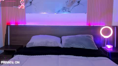 samantha_moons online show from March 18, 11:21 pm