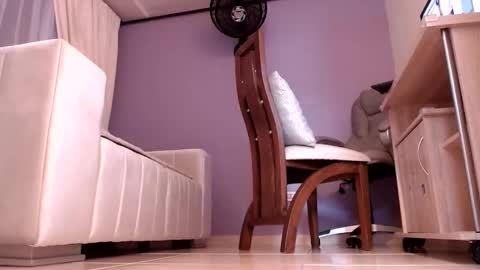 samantha_thompsoon online show from October 3, 9:56 pm