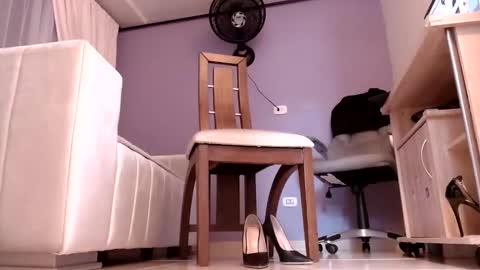 samantha_thompsoon online show from September 23, 10:16 pm