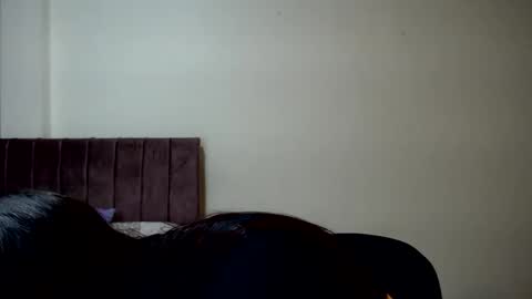 samantha willis online show from November 19, 1:16 am