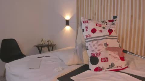 samanthabrown69_1 online show from June 7, 7:13 am