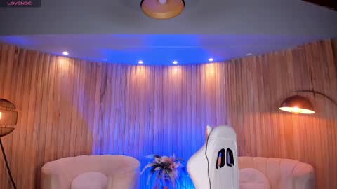 Samantha Klein online show from February 20, 3:45 am