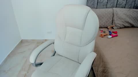 sam online show from February 26, 7:42 pm