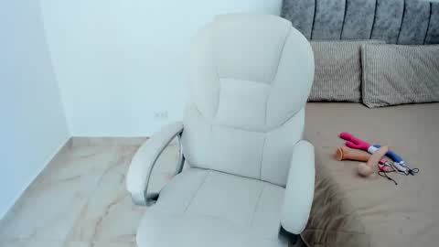 sam online show from February 3, 6:28 pm