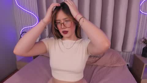 Alejandra  online show from November 27, 6:15 pm