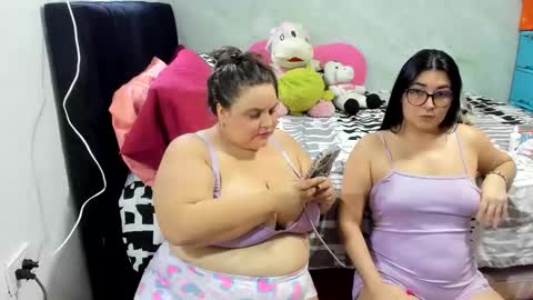 SamanthaSophie  online show from December 1, 7:45 pm